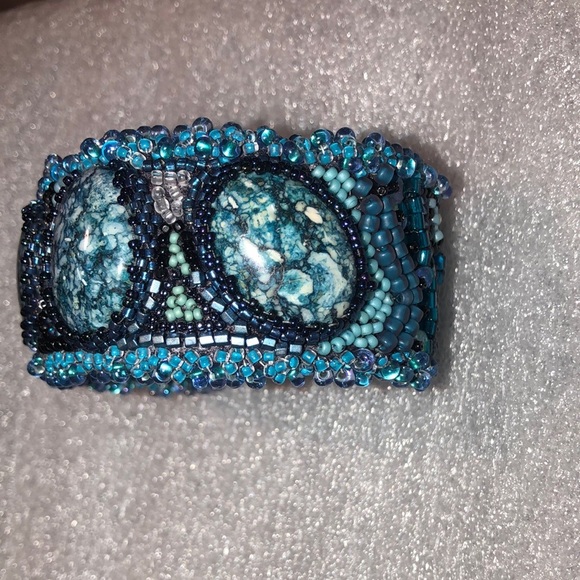 ‼️Vintage‼️ Beaded Blue Cuff Bracelet✨ - Picture 4 of 6